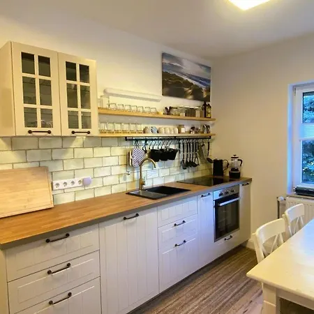 - Apartament